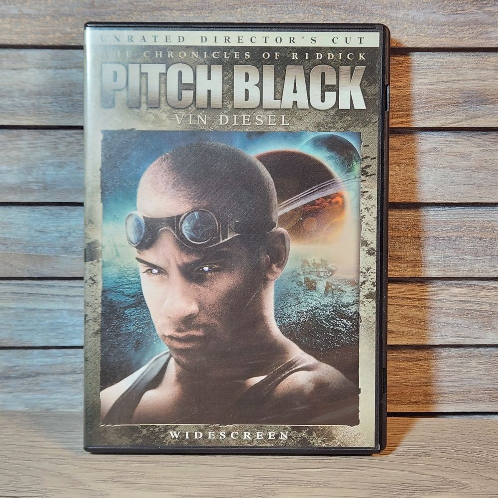 🖤 Pitch Black Vin Diesel Movie dvd
